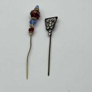 unisex Set of 2 glass hat pins